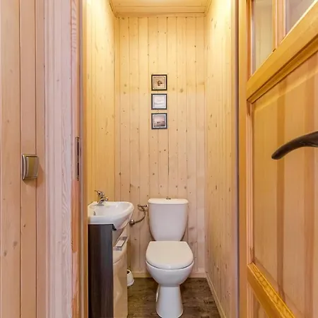 Letniskowe Corleone Lodge *