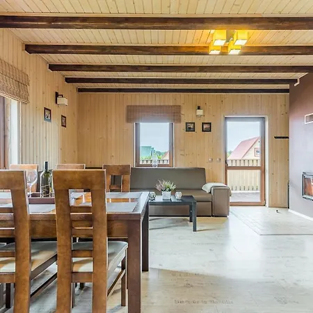 Letniskowe Corleone 山林小屋